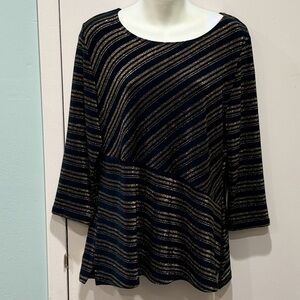 EUC Size 1 US M Chico’s Travelers Black & Gold Top Tunic